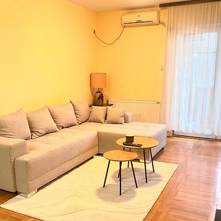 Big Apartment With Wifi, Ac And Smarttv 诺威萨 外观 照片